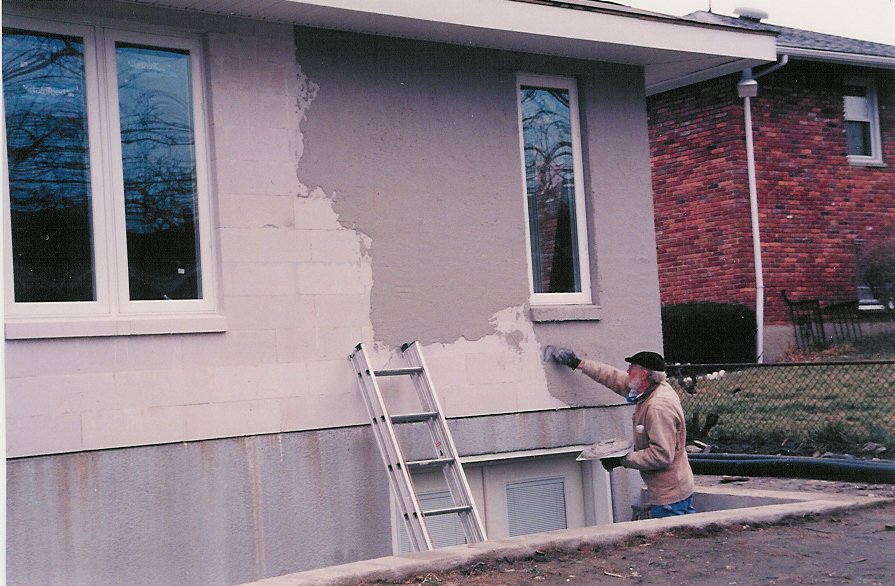 Adding Stucco Finish Coat to Autoclaved Aerated Concrete